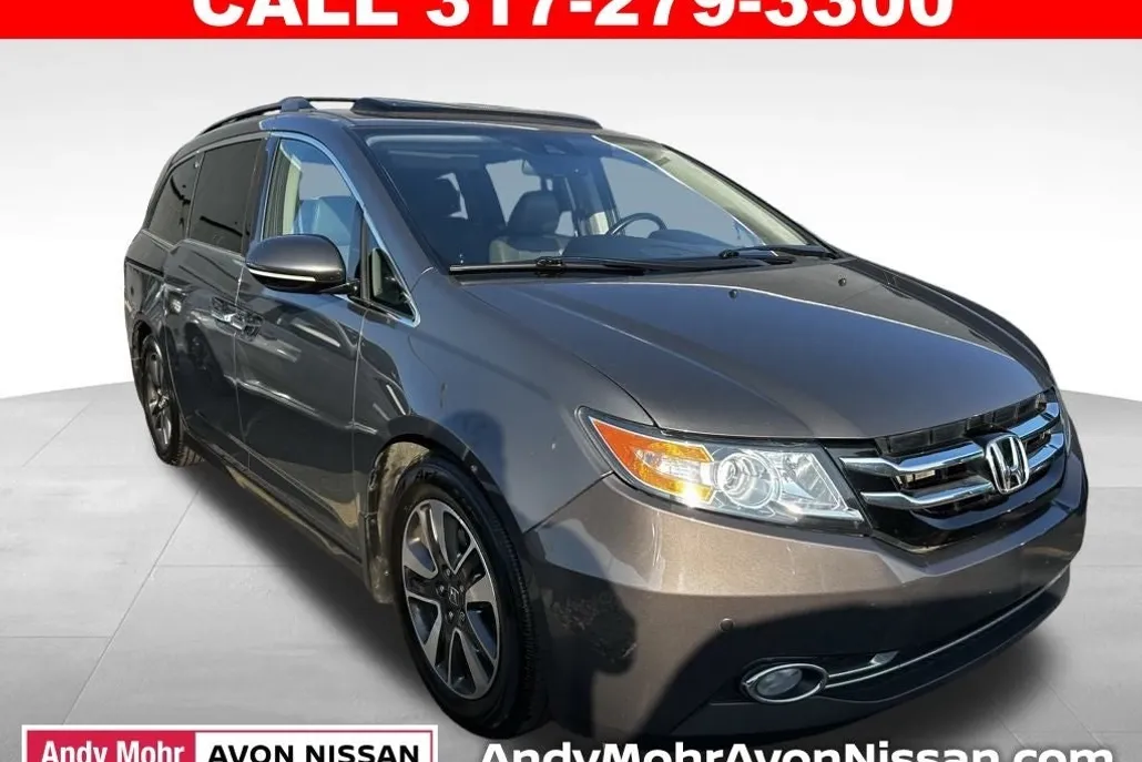2015 Honda Odyssey Touring Elite photo 1