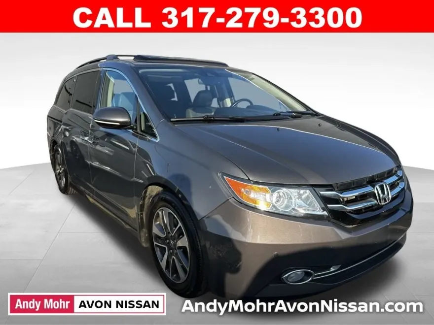 2015 Honda Odyssey Touring Elite photo 1