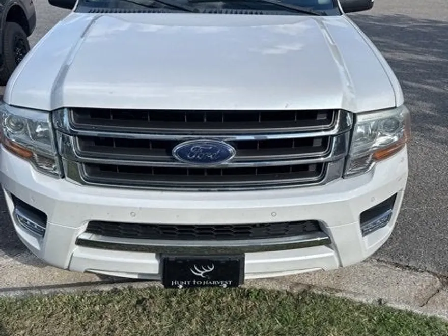 2017 Ford Expedition Limited photo 1