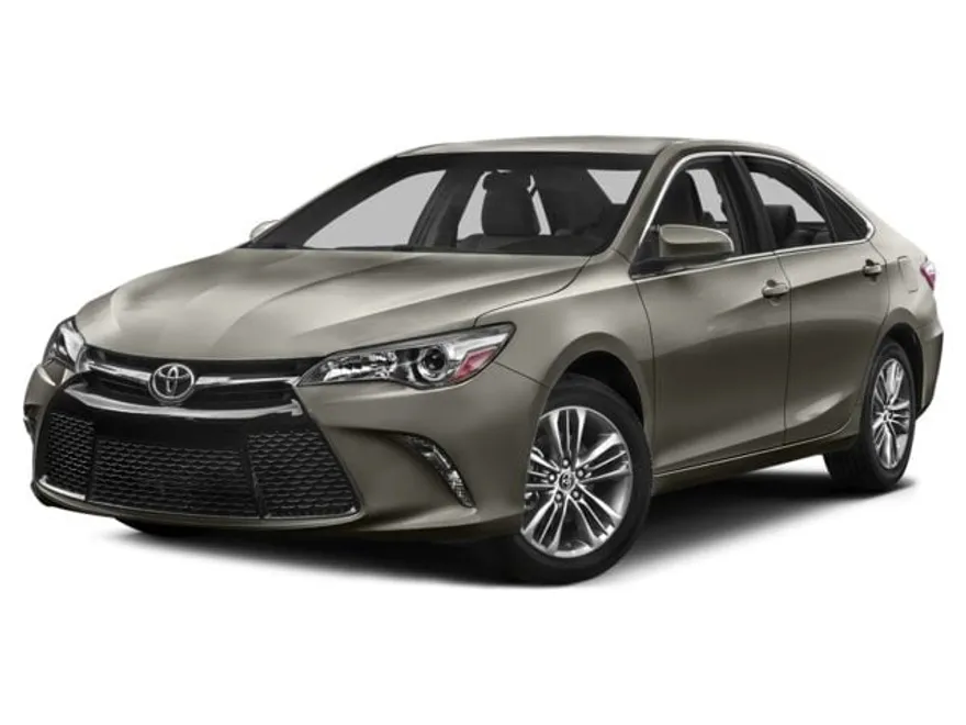 2016 Toyota Camry SE photo 1