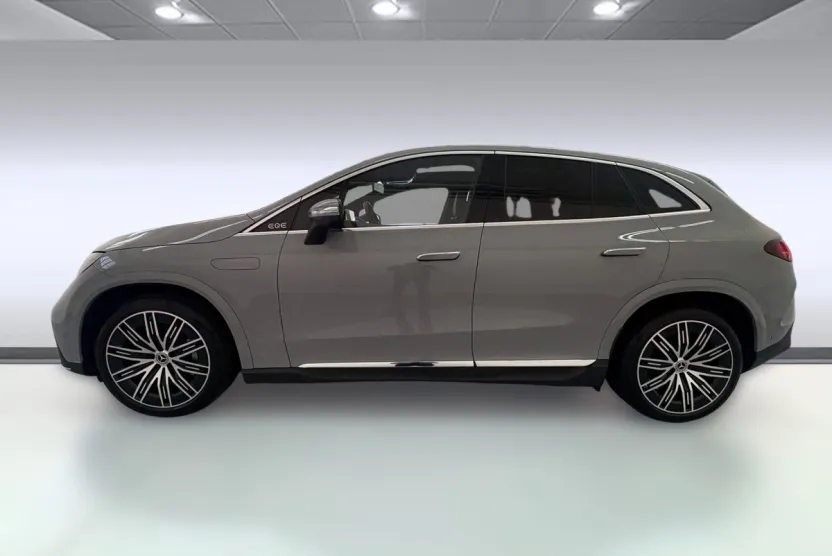 2025 Mercedes Benz 350 4MATIC photo 1