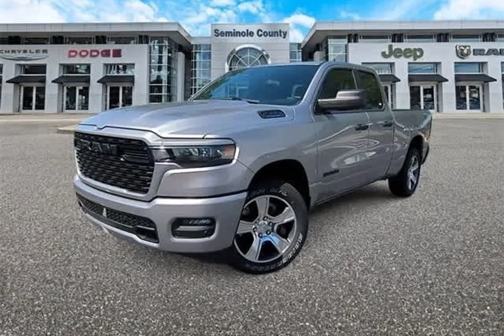 2025 Ram 1500 Tradesman photo 1