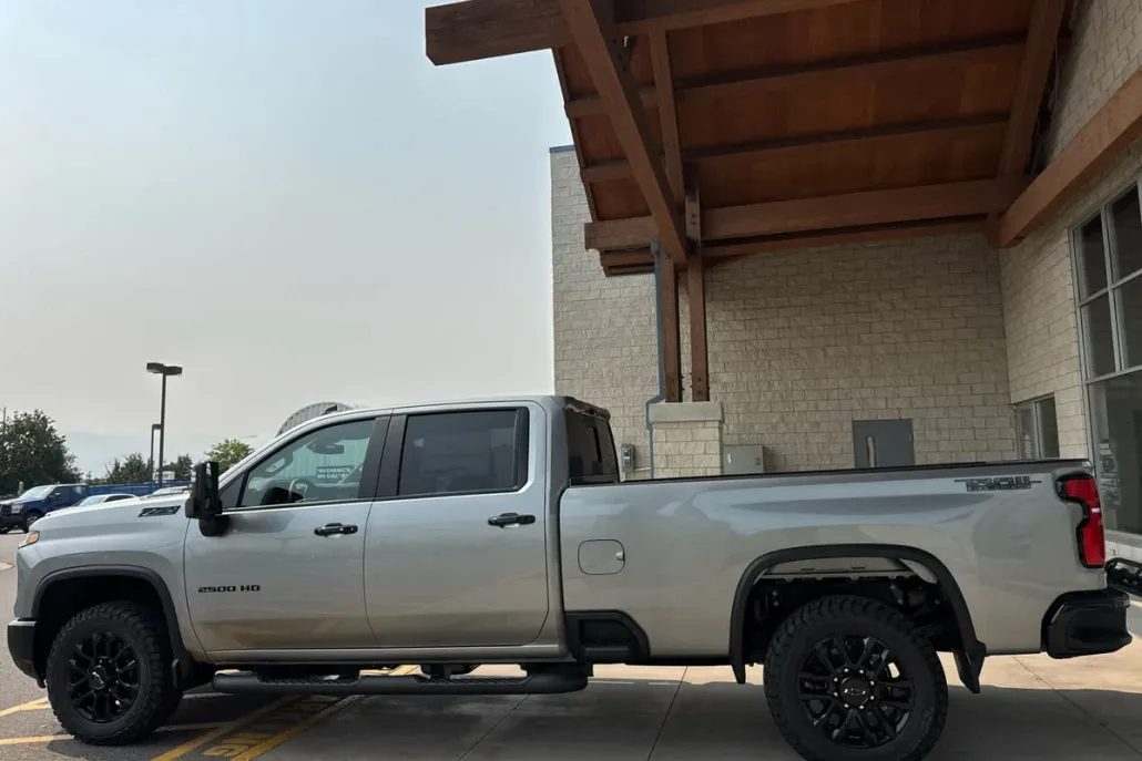 2026 Chevrolet Silverado 2500HD LT photo 1