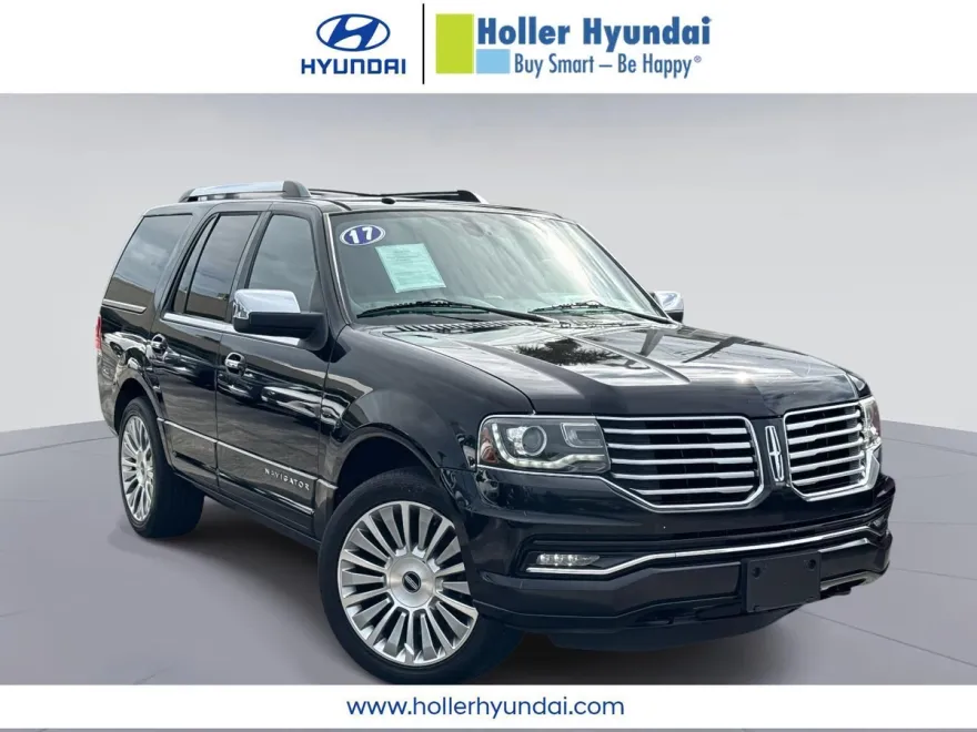 2017 Lincoln Navigator Select photo 1