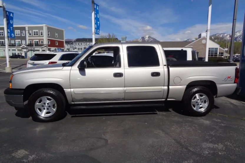 2005 Chevrolet Silverado 1500 LT photo 1