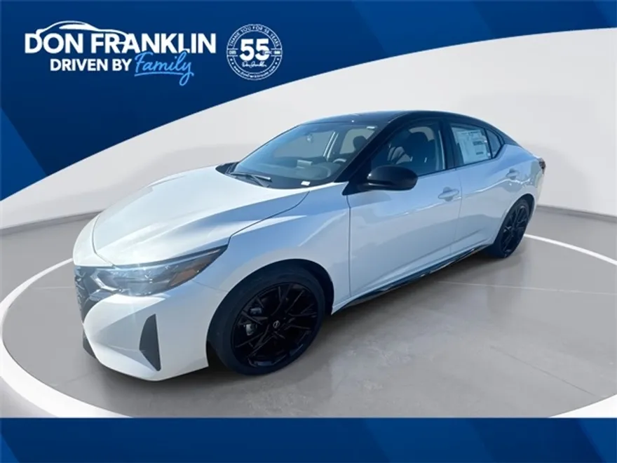 2025 Nissan Sentra SR photo 1