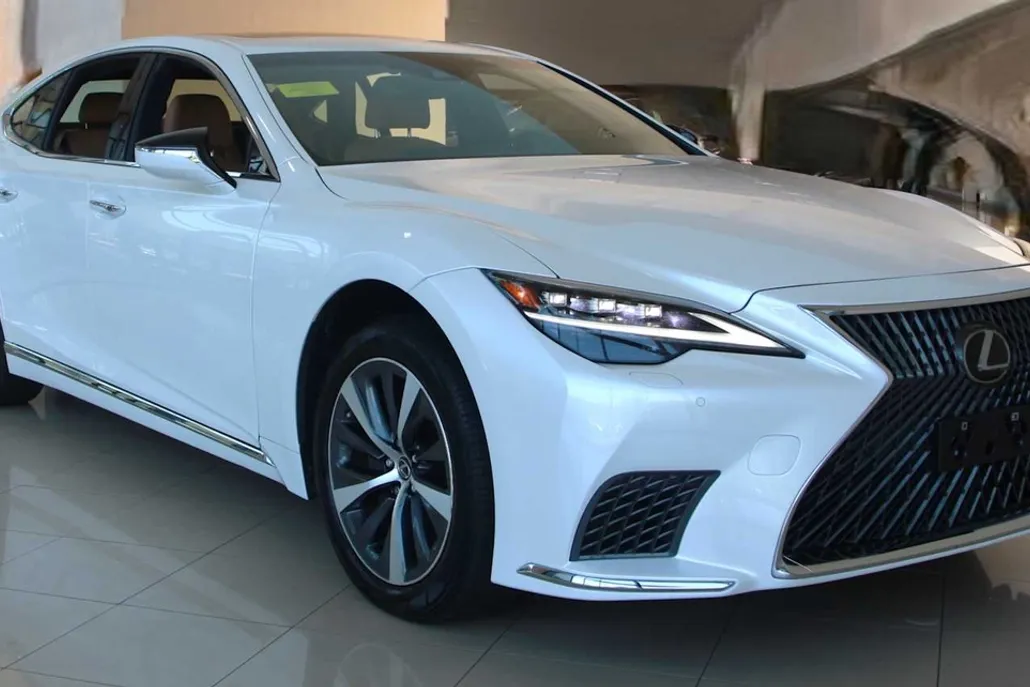 2022 Lexus LS 500 photo 1