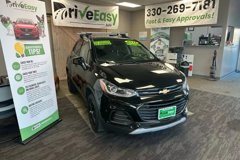 2017 Chevrolet Trax LT photo 1