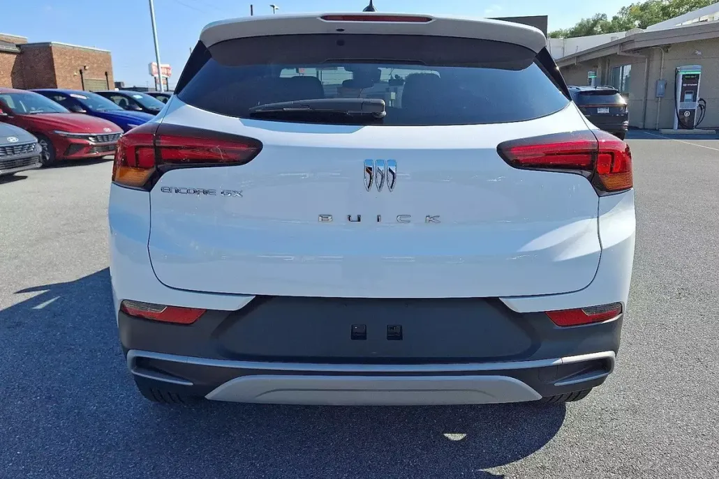 2024 Buick Encore GX Preferred photo 1