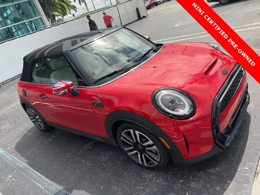 2022 Mini Cooper Convertible S photo 1