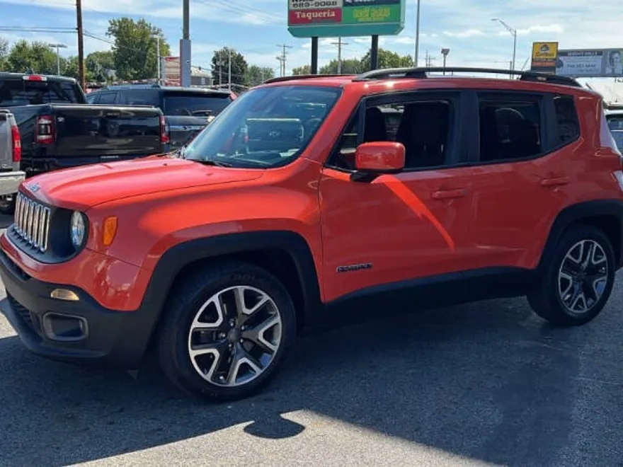 2017 Jeep Renegade Latitude North Edition photo 1