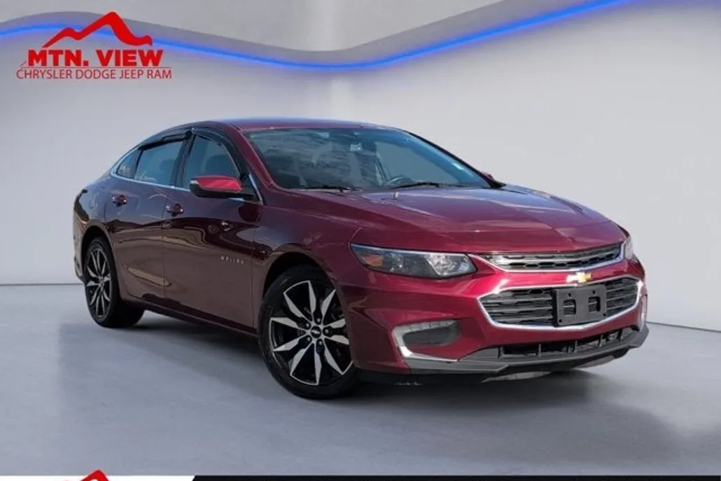 2018 Chevrolet Malibu 1LT photo 1
