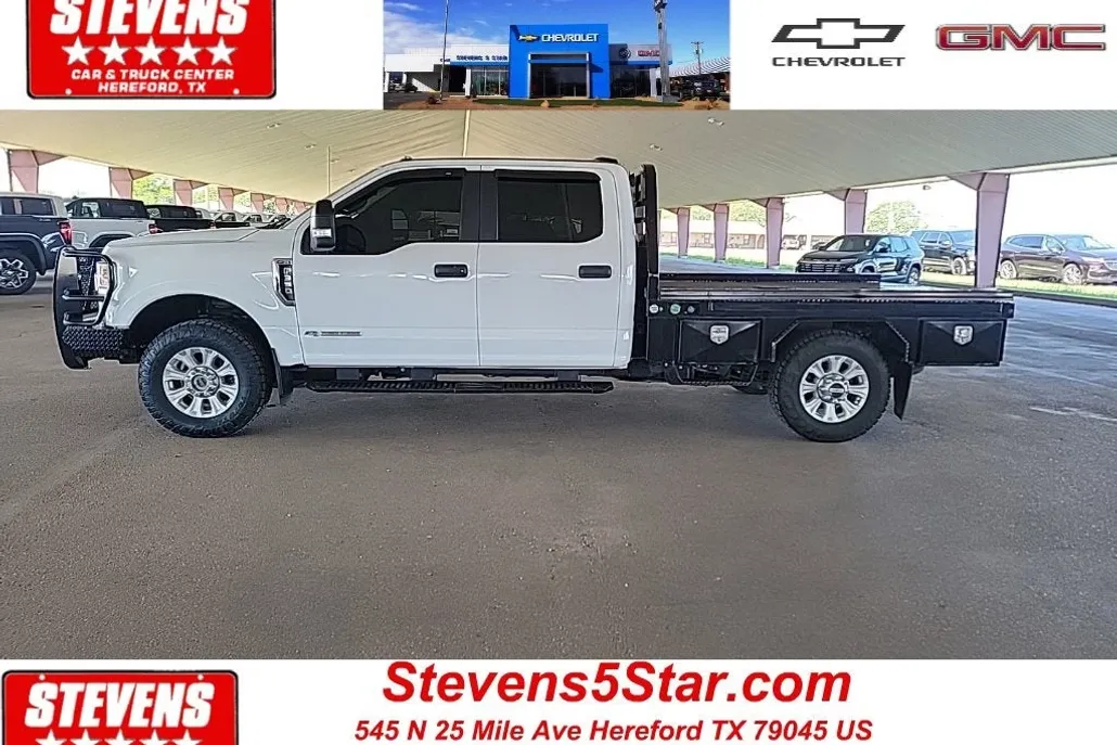 2022 Ford F-350 XL photo 1