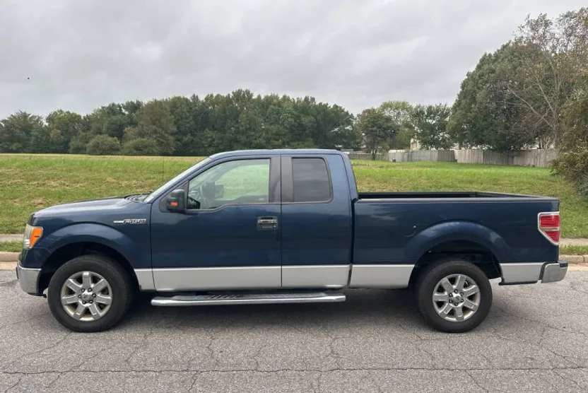 2014 Ford F-150 XLT photo 1