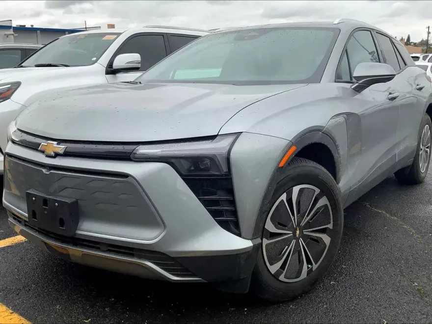 2024 Chevrolet Blazer EV photo 1