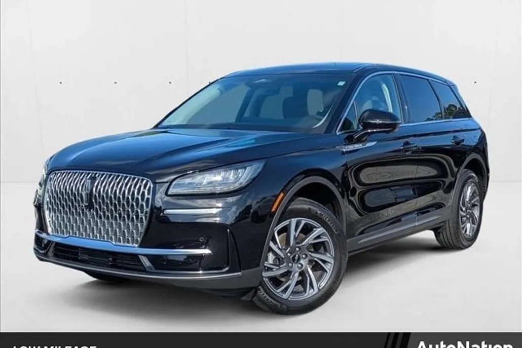 2024 Lincoln Corsair Premiere photo 1