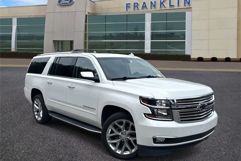 2018 Chevrolet Suburban Premier photo 1