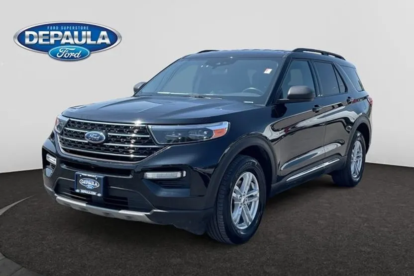 2020 Ford Explorer XLT photo 1