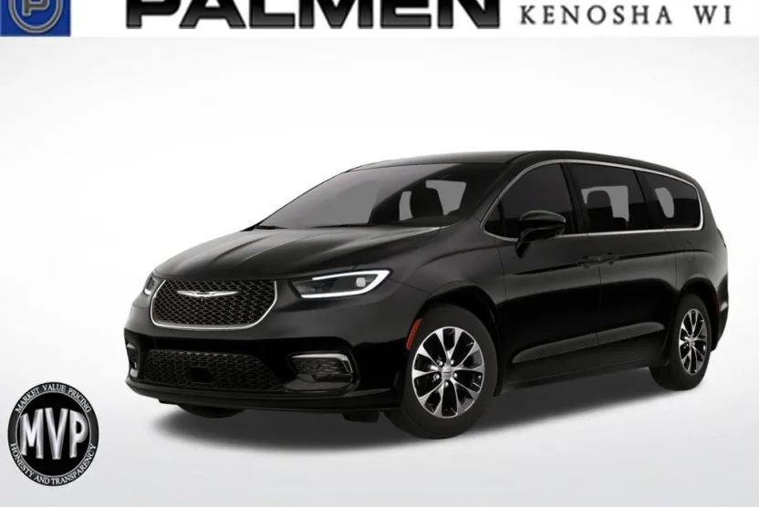 2026 Chrysler Pacifica photo 1
