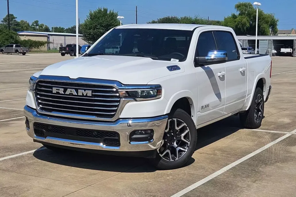 2025 Ram 1500 Laramie photo 1