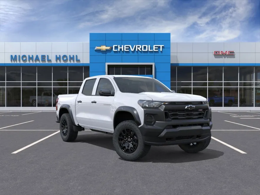 2026 Chevrolet Colorado Trail Boss photo 1