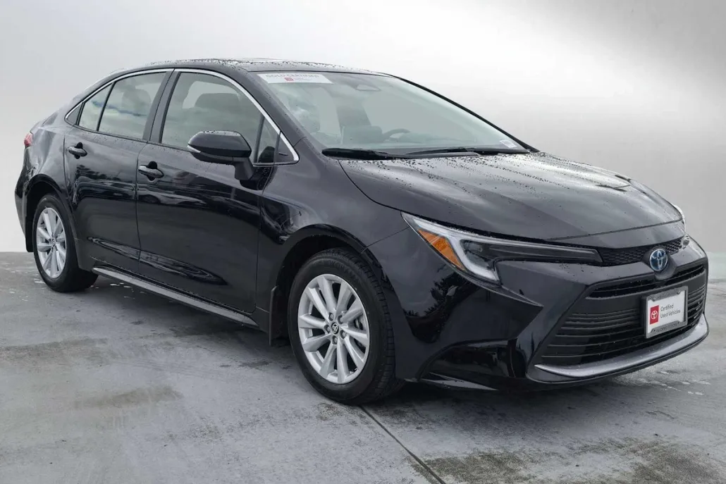 2025 Toyota Corolla Hybrid XLE photo 1