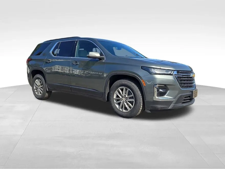 2022 Chevrolet Traverse Cloth photo 1