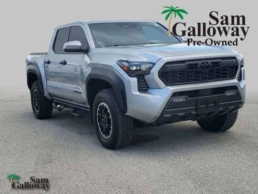 2024 Toyota Tacoma TRD Off-Road photo 1