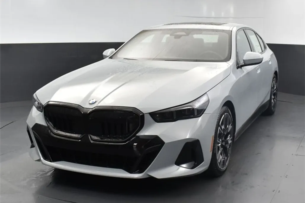 2024 Bmw 530i photo 1