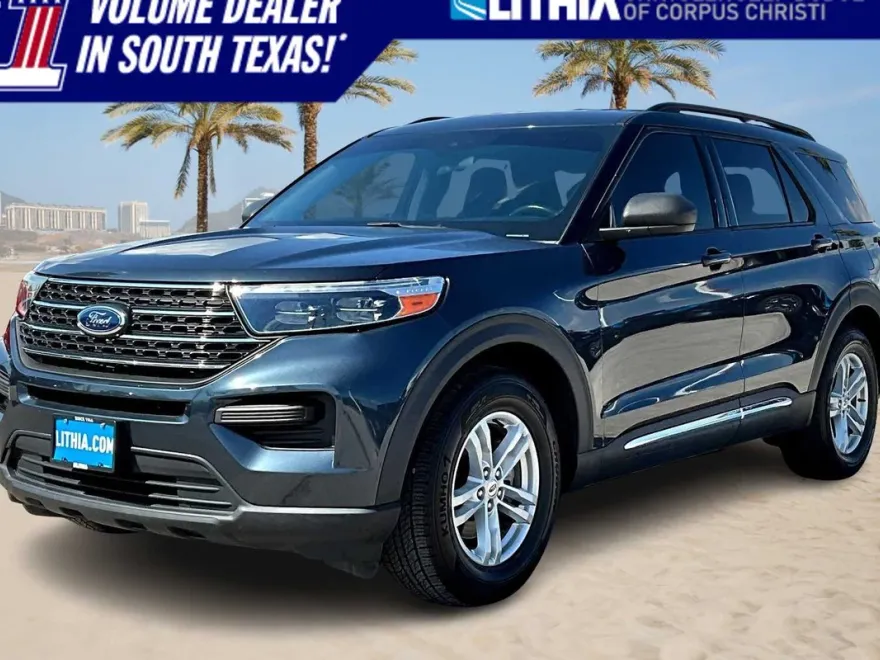 2022 Ford Explorer XLT photo 1