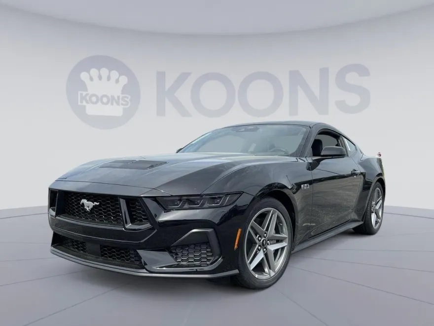 2025 Ford Mustang GT photo 1