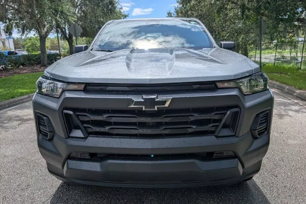 2026 Chevrolet Colorado Work Truck photo 1