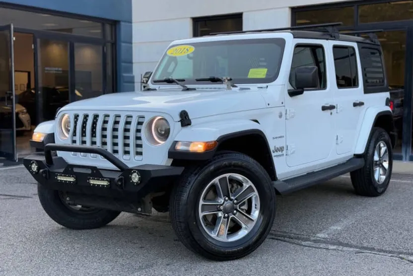 2018 Jeep Wrangler Unlimited Sahara photo 1
