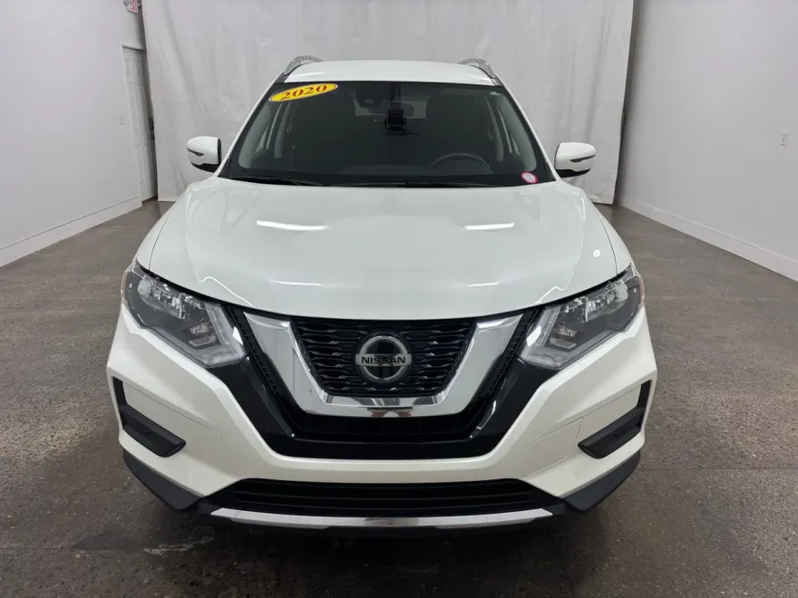 2020 Nissan Rogue SV AWD photo 1