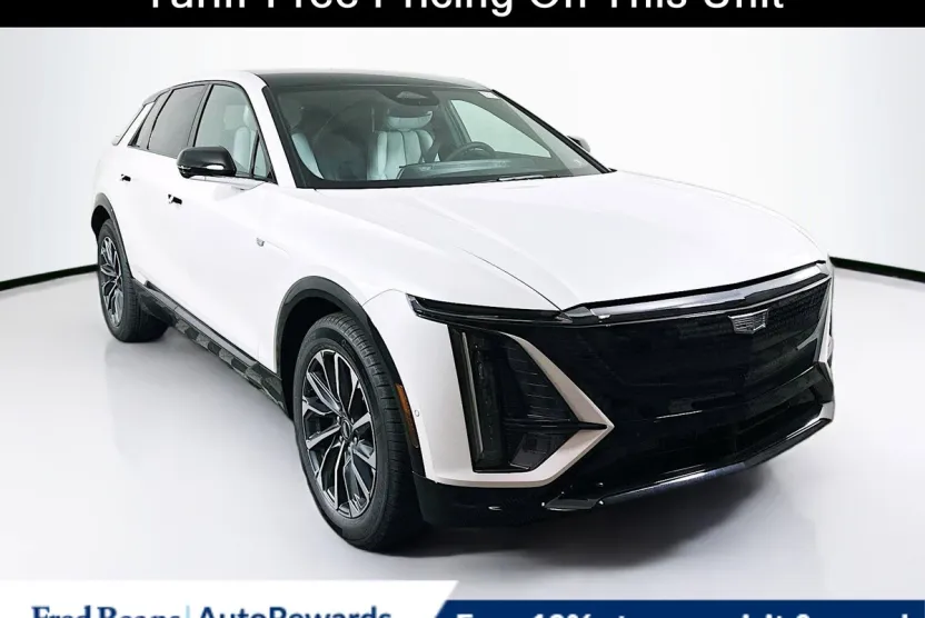 2025 Cadillac Lyriq Sport photo 1