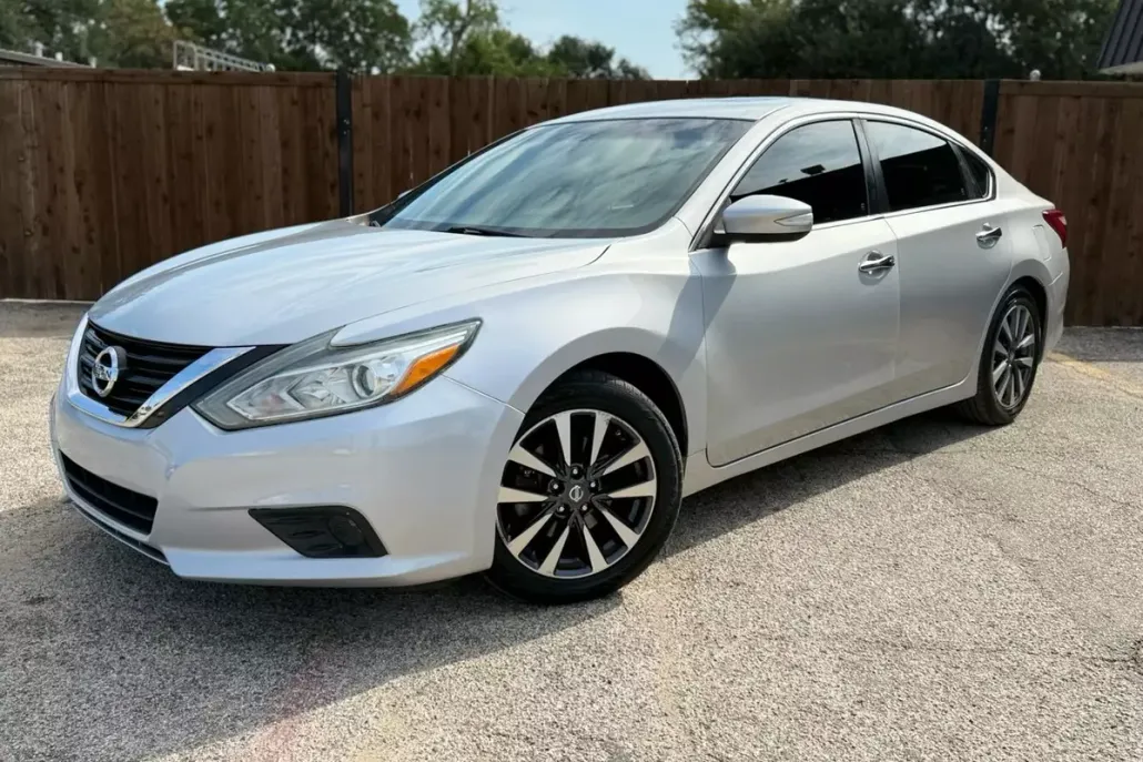 2017 Nissan Altima 2.5 SL photo 1