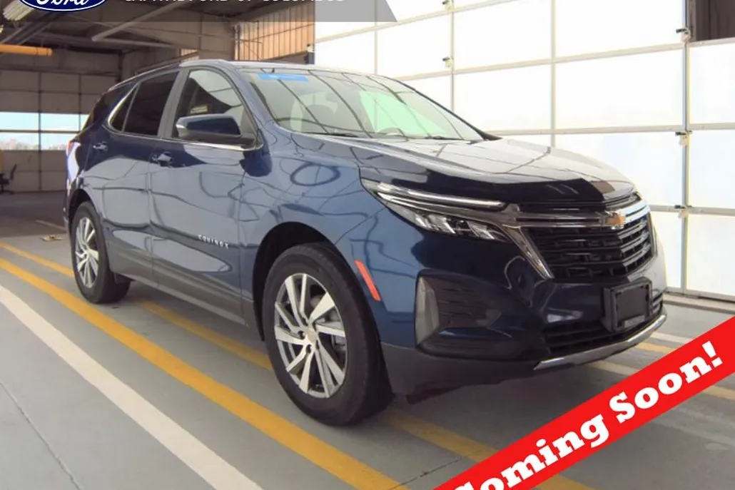 2022 Chevrolet Equinox LT photo 1