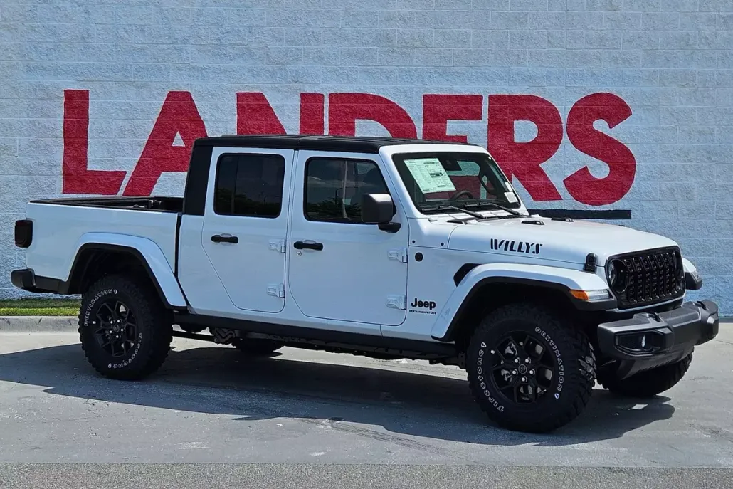 2025 Jeep Gladiator Willys photo 1