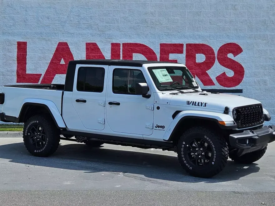 2025 Jeep Gladiator Willys photo 1