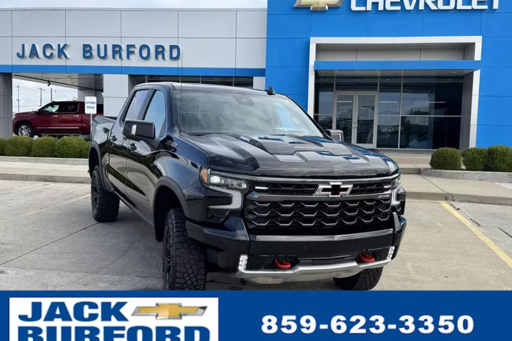 2026 Chevrolet Silverado 1500 ZR2 photo 1