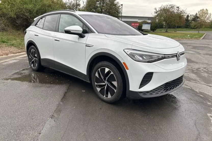 2021 Volkswagen ID.4 Pro photo 1