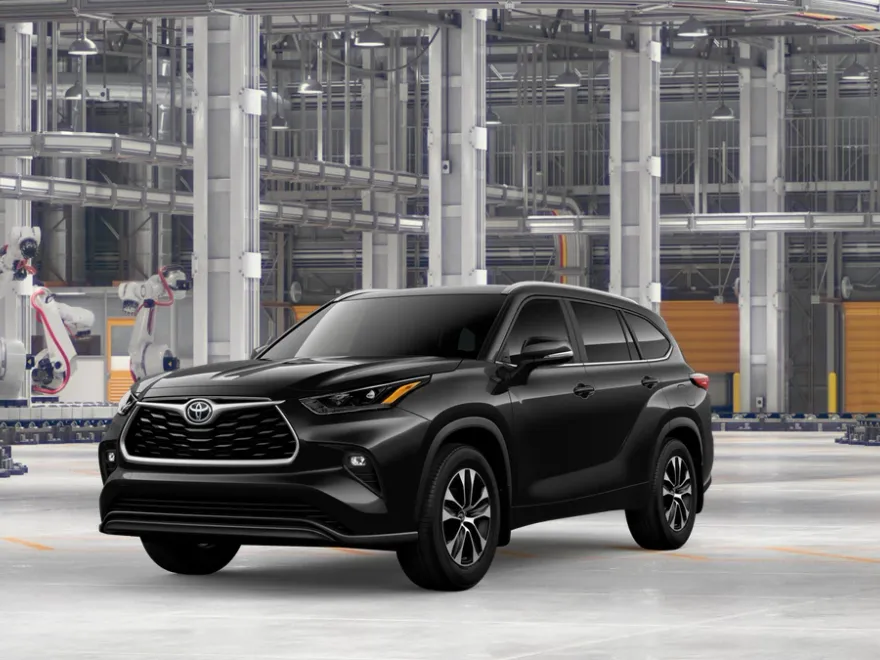 2026 Toyota Highlander XLE photo 1