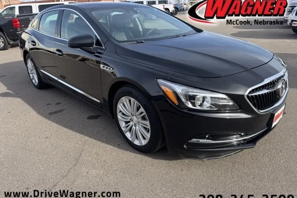 2019 Buick LaCrosse Premium photo 1