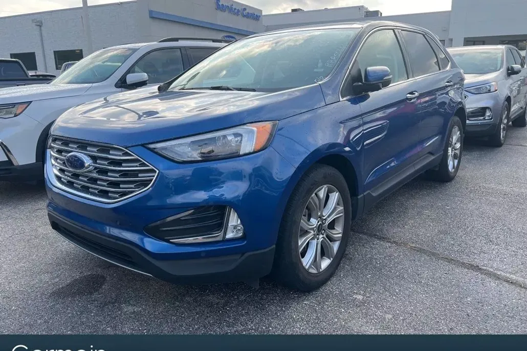 2024 Ford Edge Titanium photo 1