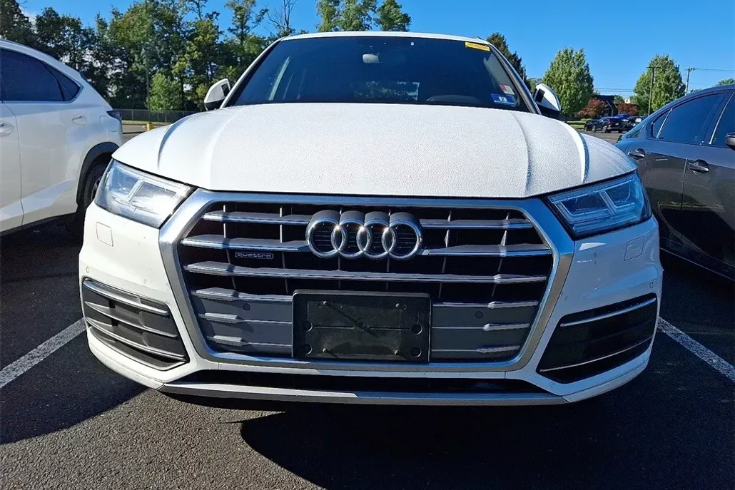 2020 Audi Q5 45 Premium Plus photo 1