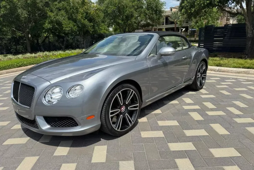 2014 Bentley Continental GTC photo 1