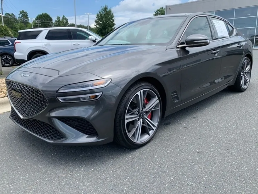 2025 Genesis G70 2.5T photo 1