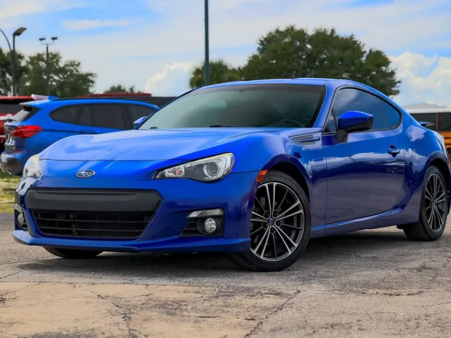 2016 Subaru BRZ photo 1