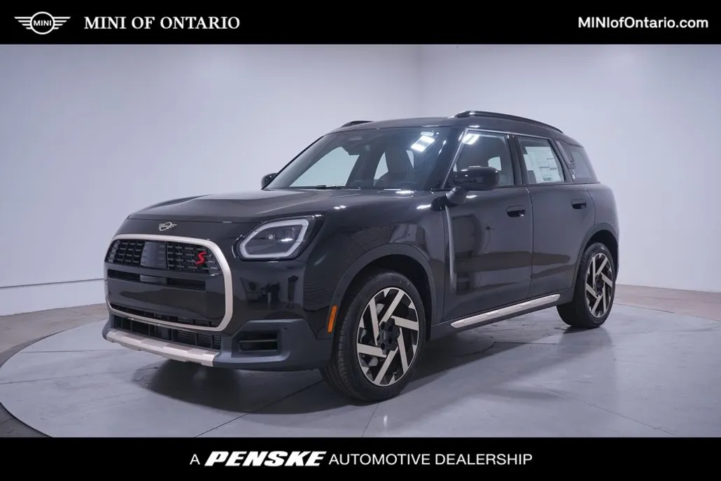 2025 Mini Countryman Signature photo 1