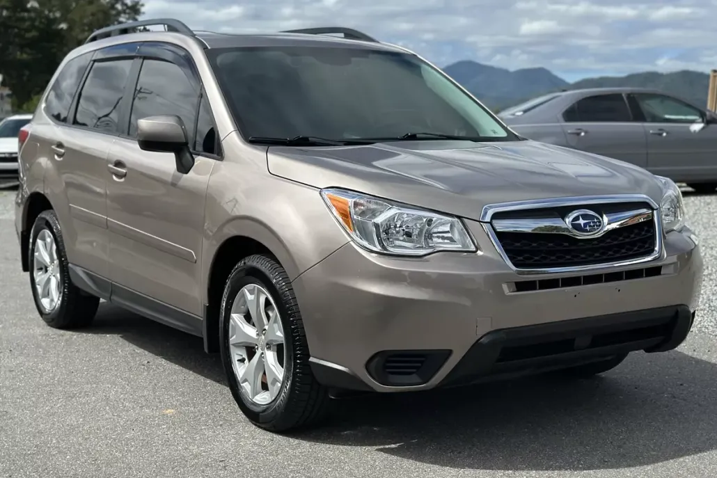 2015 Subaru Forester Premium photo 1